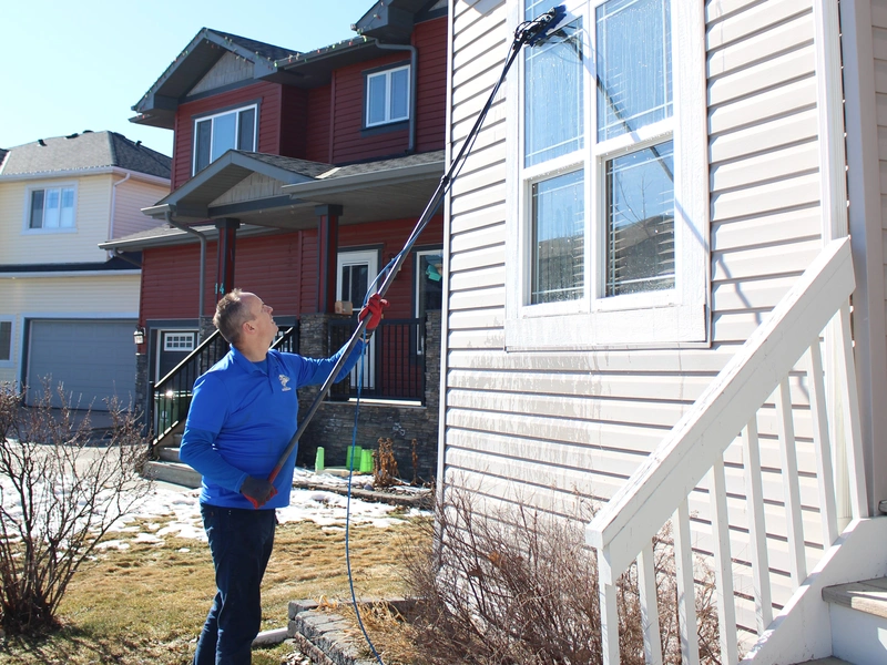 exterior-cleaning-in-chestermere