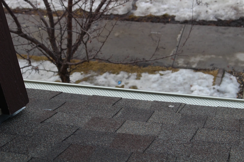 gutter-guard-installer